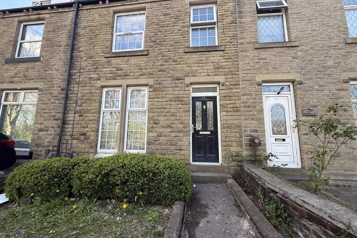 St. Johns Road, HUDDERSFIELD