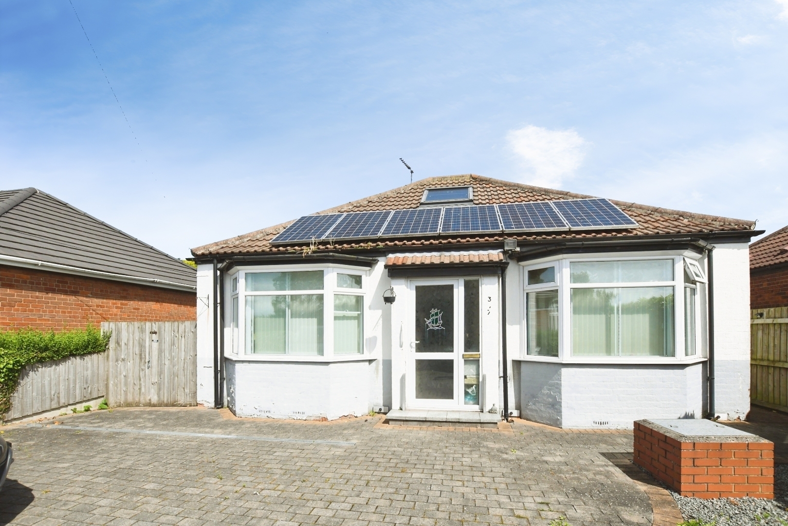 Main Road, Bilton, Hull Image 1