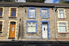 North Road, PORTH