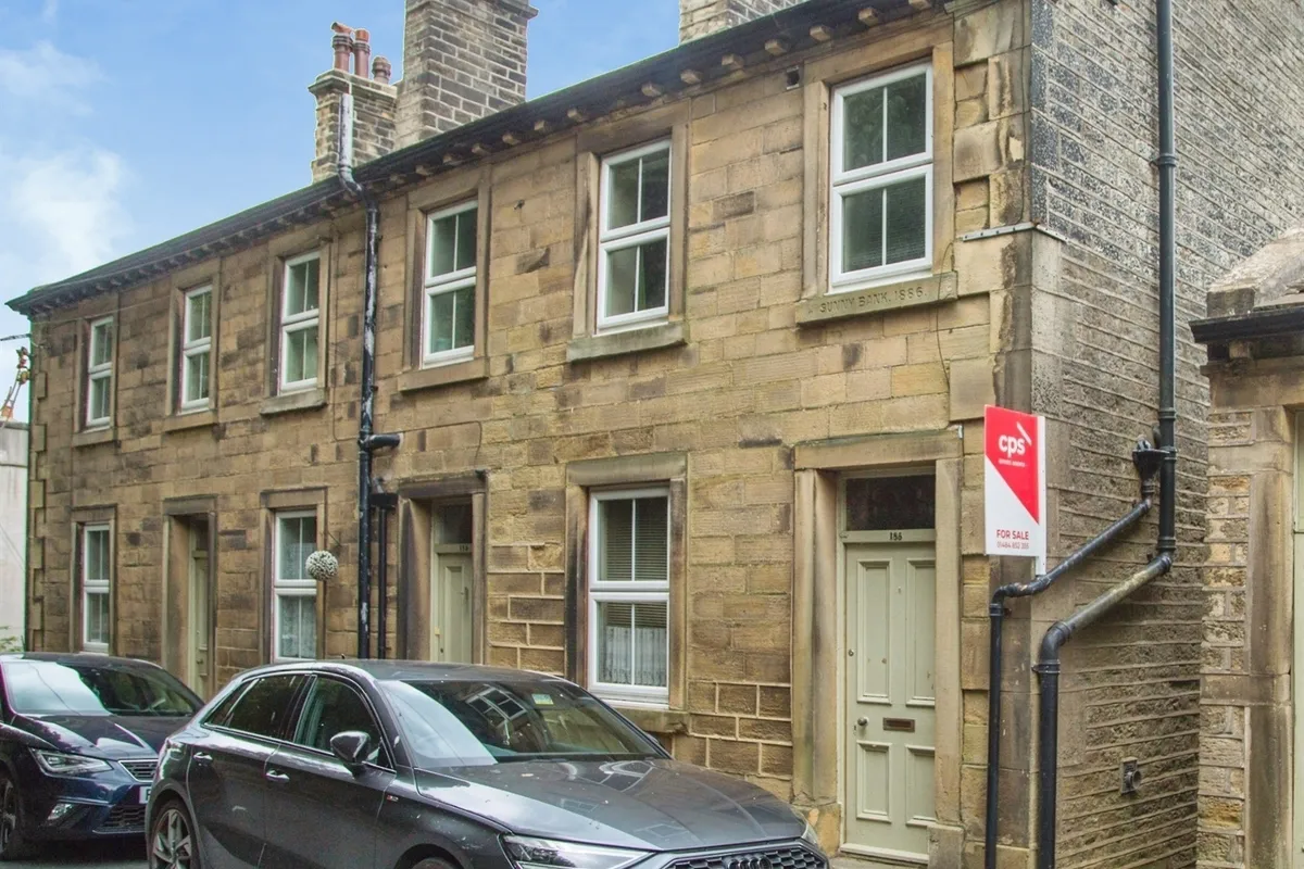 Woodhead Road, Holmbridge, Holmfirth