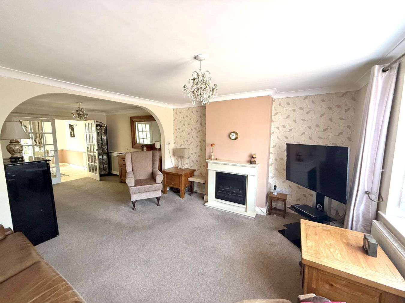 Roebuck Estate, Binfield, RG42 Image 2