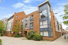 Castle Way, SOUTHAMPTON