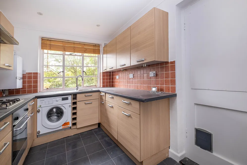 Beaufort Road, Kingston Upon Thames, KT1 photo 3