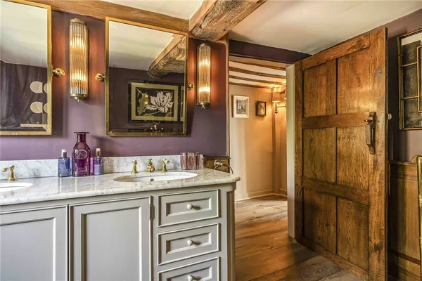 High Street, Chipping Campden, GL55 photo 11