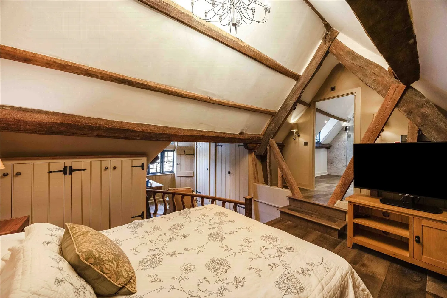 High Street, Chipping Campden, GL55 photo 15