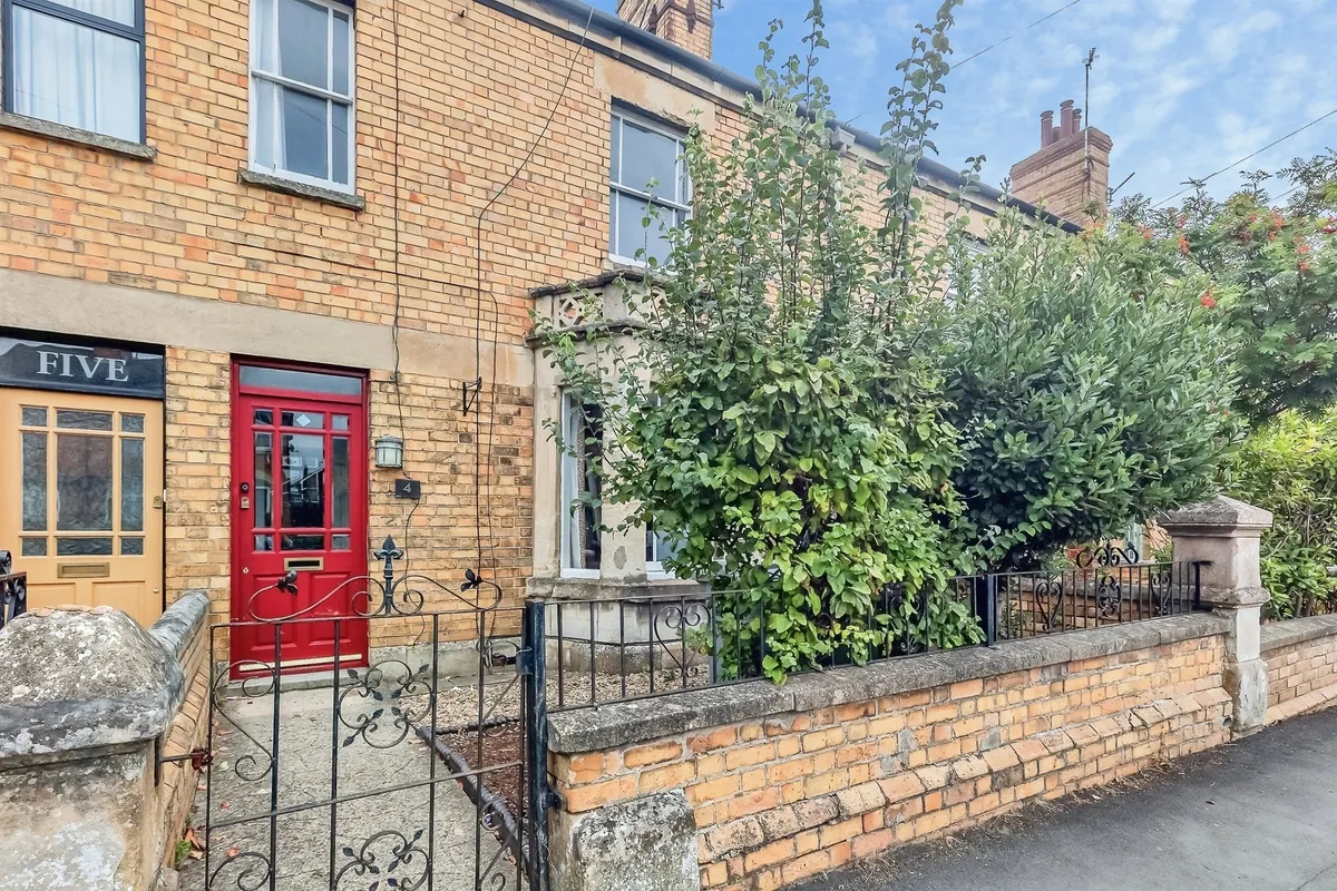 Kings Road, Stamford