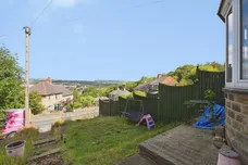 Close Hill Lane, Newsome, Huddersfield