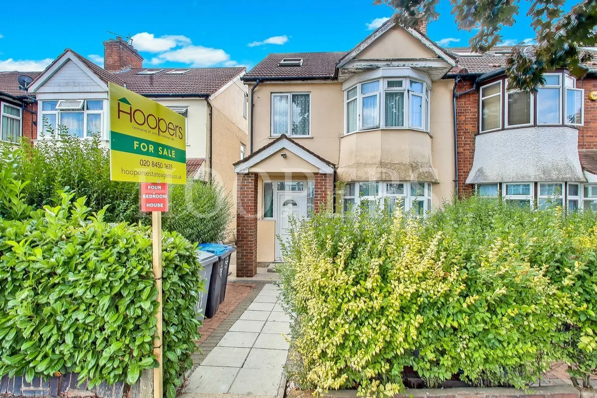 Cairnfield Avenue, London, NW2