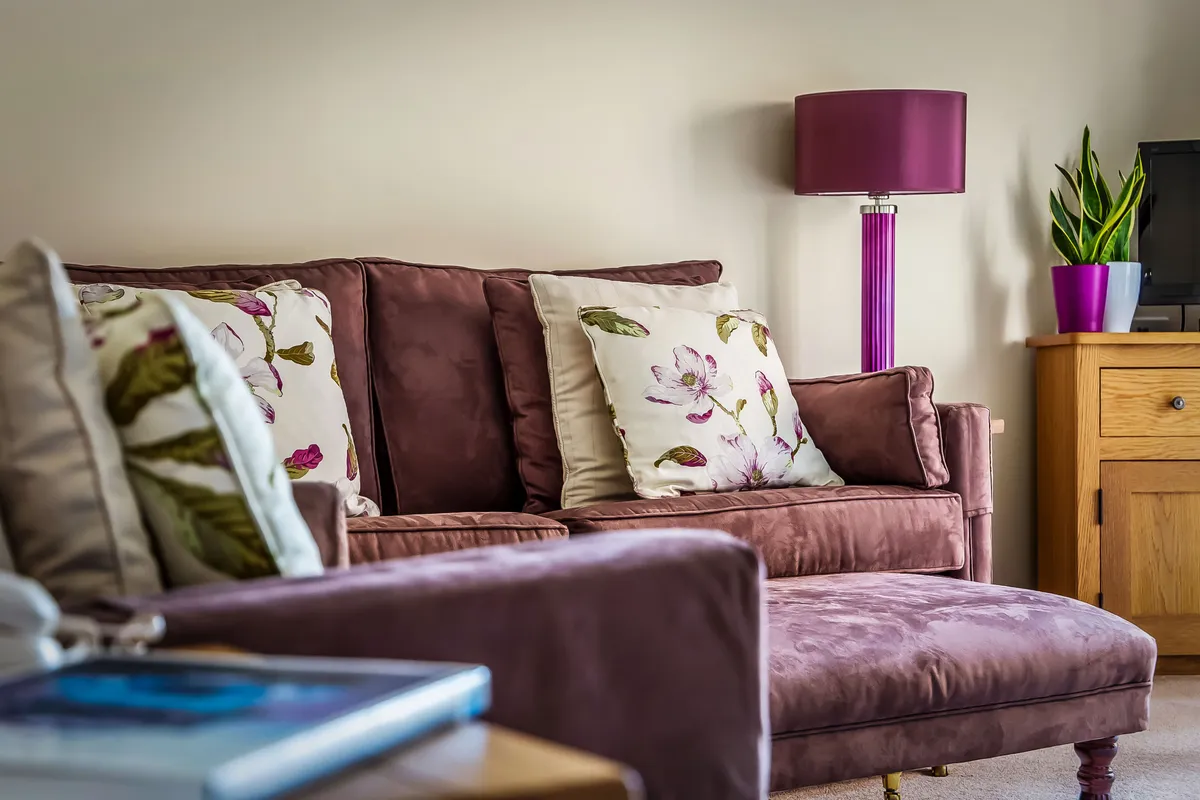 Kingston Avenue, Leatherhead, Surrey, KT22