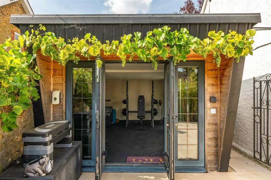 Property Image 33