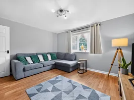 Stirrat Crescent, Paisley thumb 3