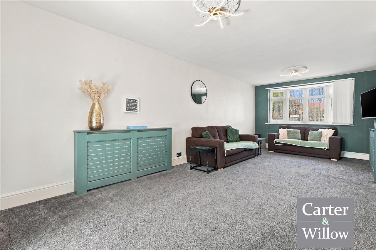Wood Lane, Dagenham Image 6