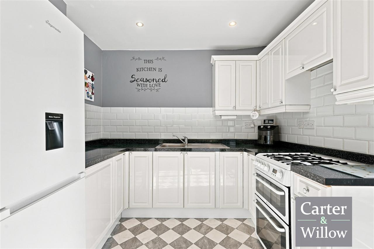 Wood Lane, Dagenham Image 10