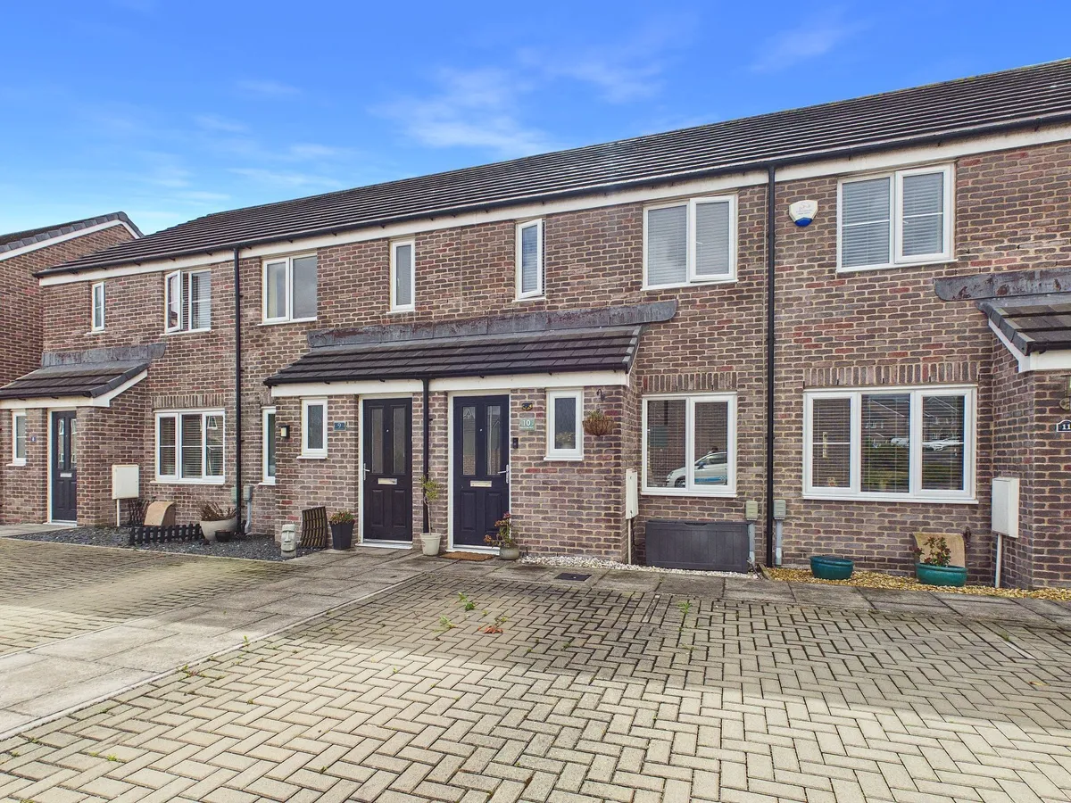 Plasnewydd Walk, Llantwit Major, CF61