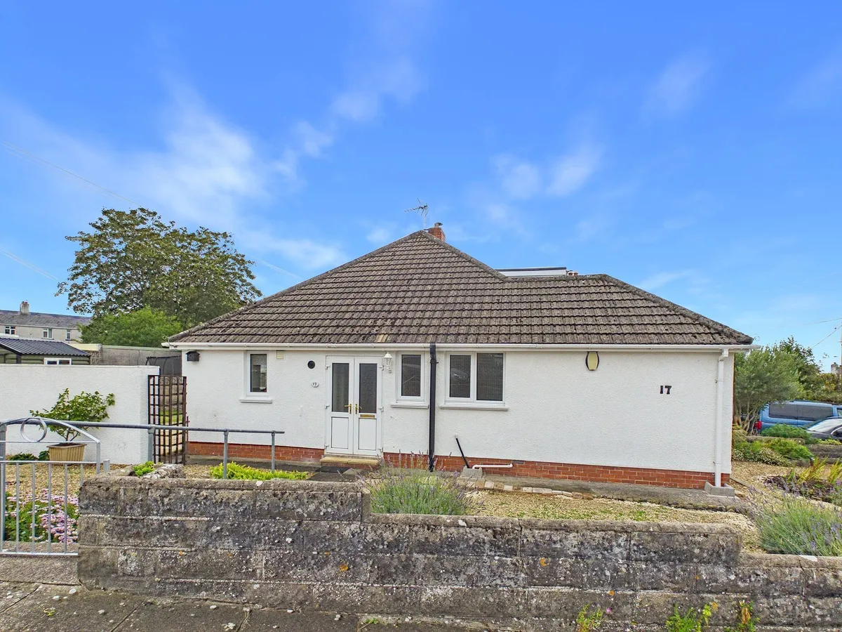 Spitzkop, Llantwit Major, CF61