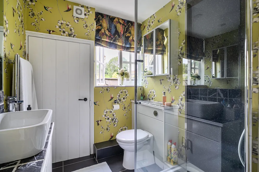 Thrupp Lane, Stroud, GL5 photo 8