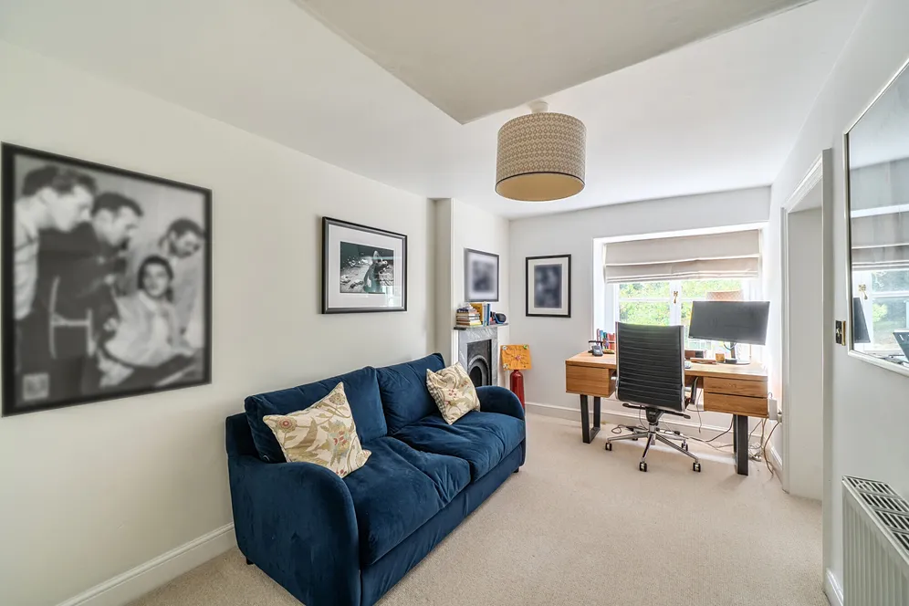 Thrupp Lane, Stroud, GL5 photo 13
