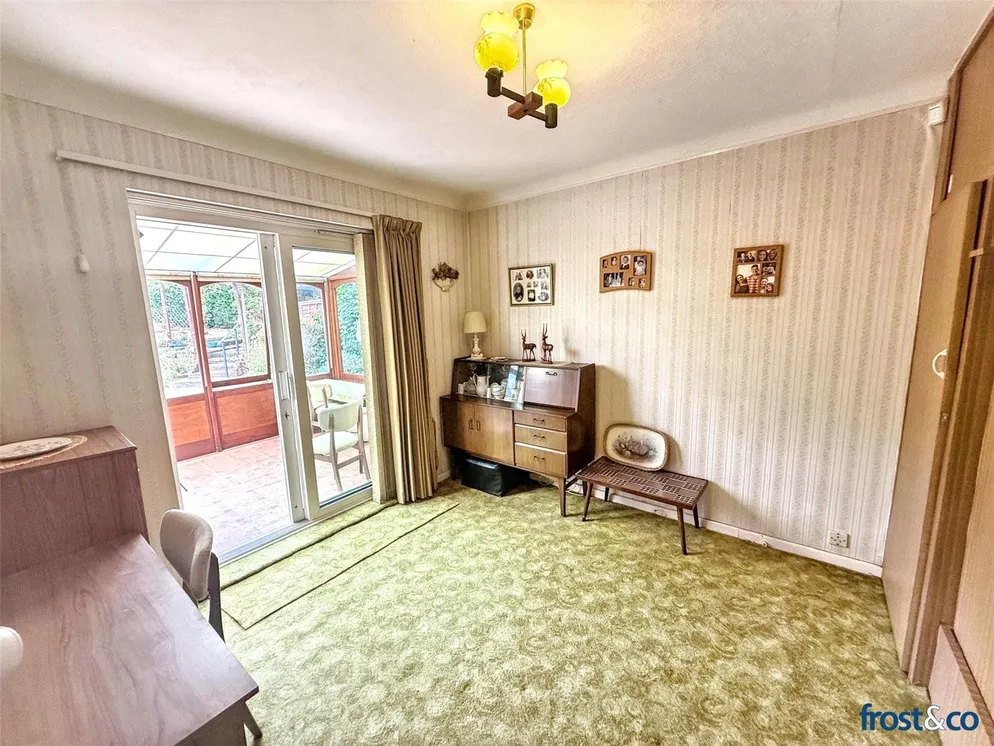 Property carousel item 13