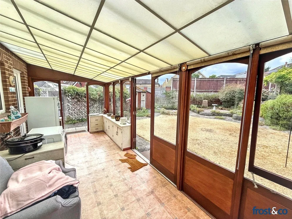 Property carousel item 14
