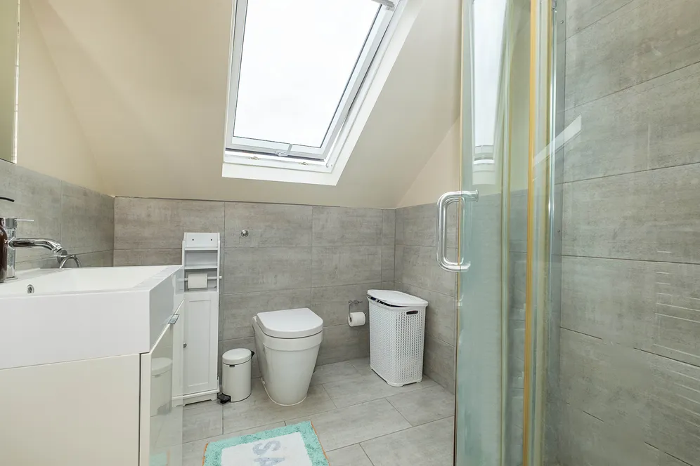 Salford Road, London, SW2 photo 13