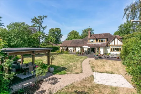 Hollin Lane, Styal, SK9