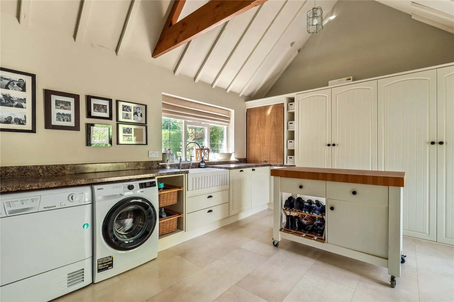 Hollin Lane, Styal, SK9 photo 10