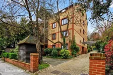 Avenue Road, Highgate