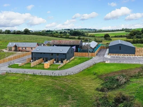 Burston Ridge Farm, Rowsham, Aylesburyphoto