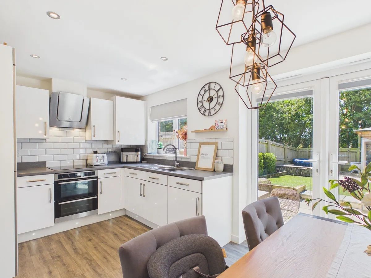Plasnewydd Walk, Llantwit Major, CF61
