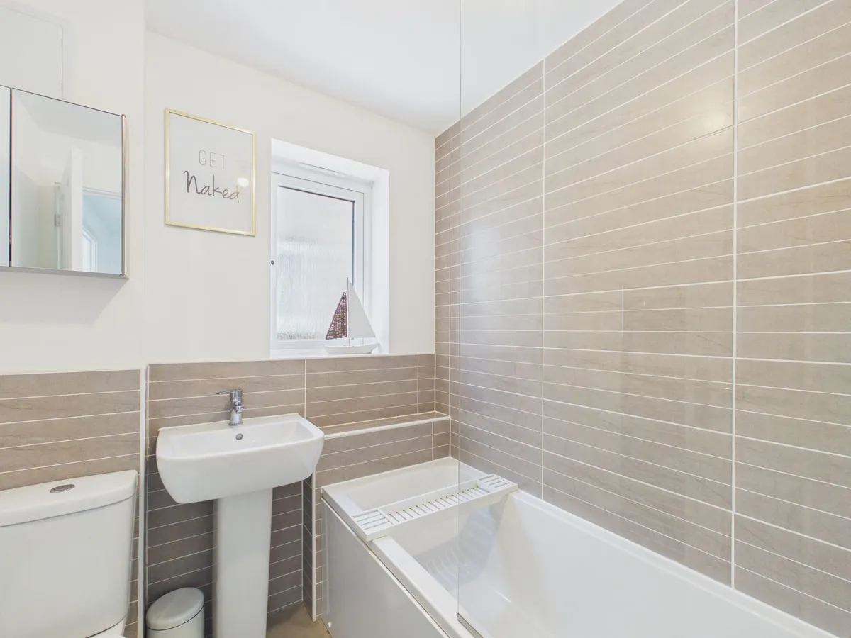 Plasnewydd Walk, Llantwit Major, CF61