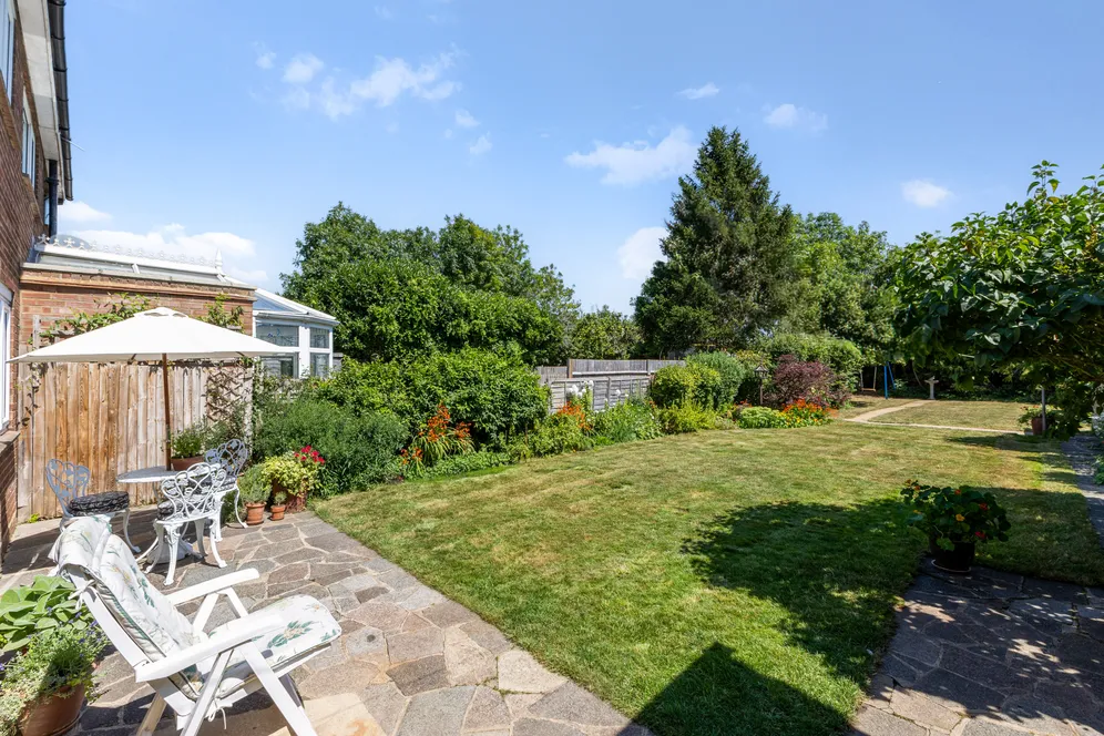 Bullhead Road, Borehamwood, WD6 photo 3