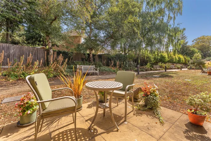 Property carousel image 13