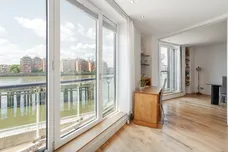 Clove Hitch Quay, London, SW11 photo 11