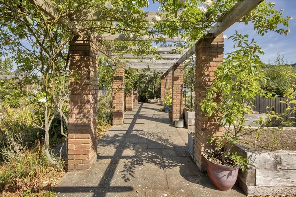Leonard Avenue, Sevenoaks, TN14 photo 17