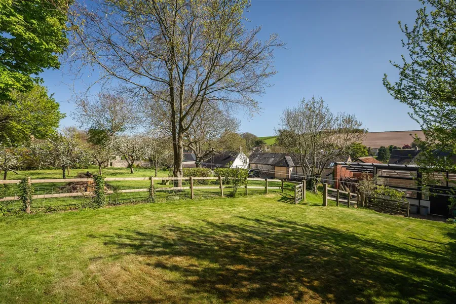 Property Image 33