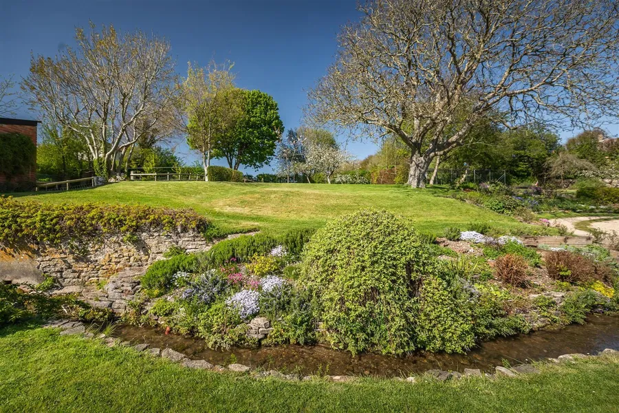 Property Image 38