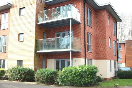 Redwood Place, Morewood Close, TN13
