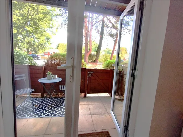 Redwood Place, Morewood Close, TN13 photo 12