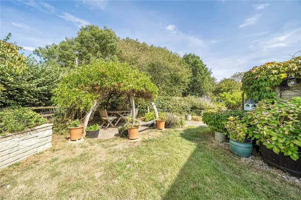 Upper Cheddon, Taunton, TA2 photo 11