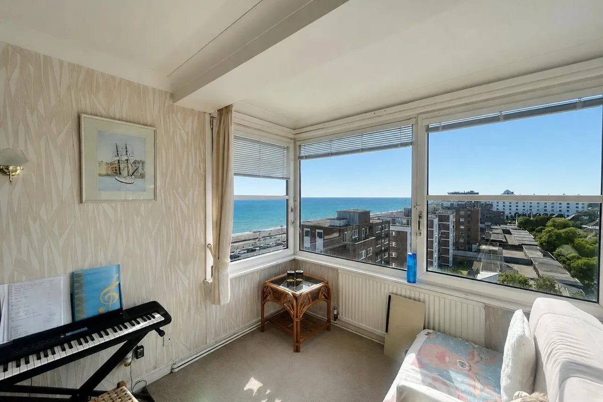 West Parade, WORTHING
