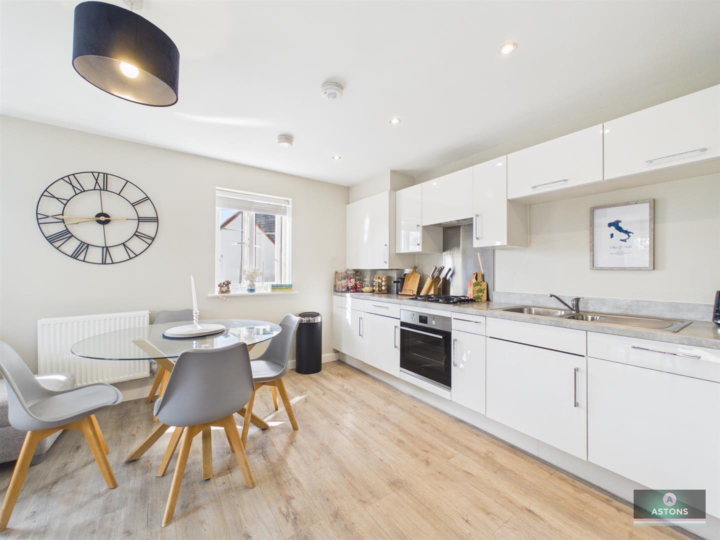 Sangster Close, Crawley Image 7