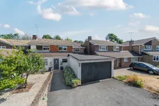 Eastmoor Park, Harpenden, AL5 photo 1