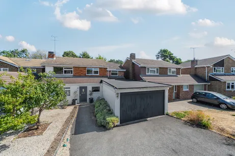 Eastmoor Park, Harpenden, AL5