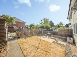 Romford Close, COLCHESTER thumb 2