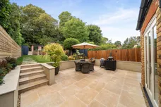 Haddon Road, Chorleywood, WD3 photo 2
