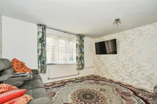 Twickenham Close, Swindon