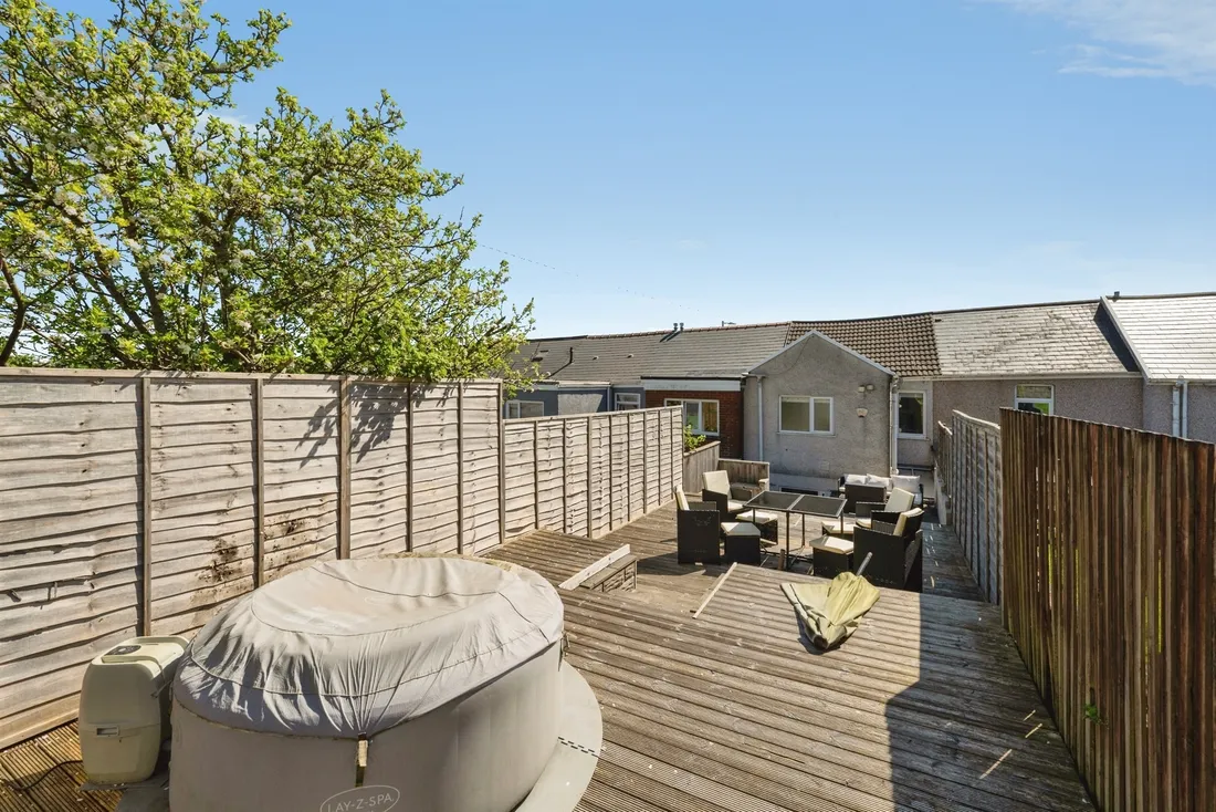 Property photo 16