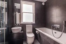 Howards Lane, London, SW15 photo 16
