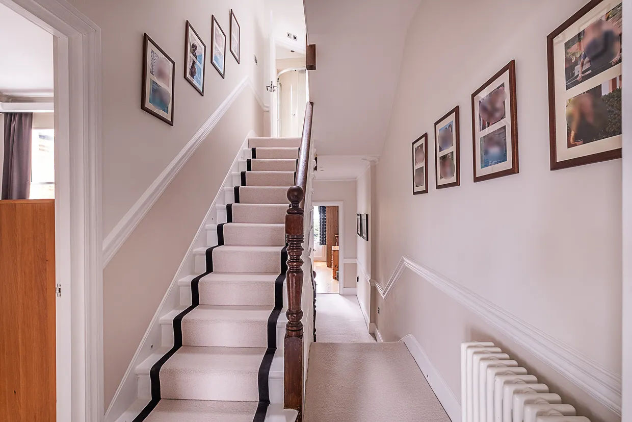 Howards Lane, London, SW15 photo 21
