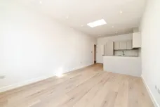 Apartment Four, Gemstone House, Stevenage